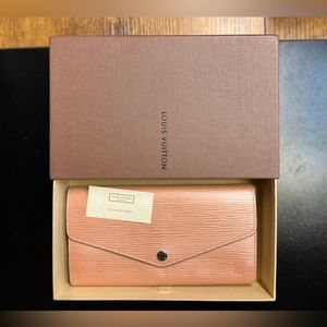 Louis Vuitton pink Epi leather wallet (can be worn as wallet on chain crossbody)